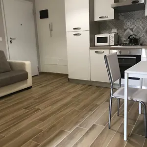 Apartamento Santa Croce,14, Bolonia