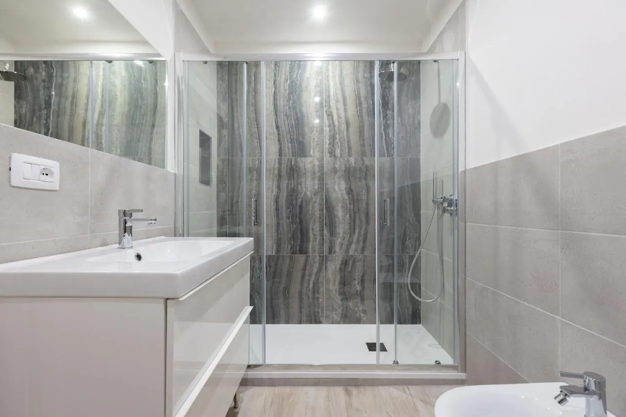 Street San Felice 6 Center Studios Bologna Apartment